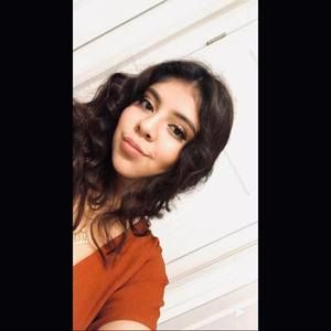 Meet your Posher, Ana